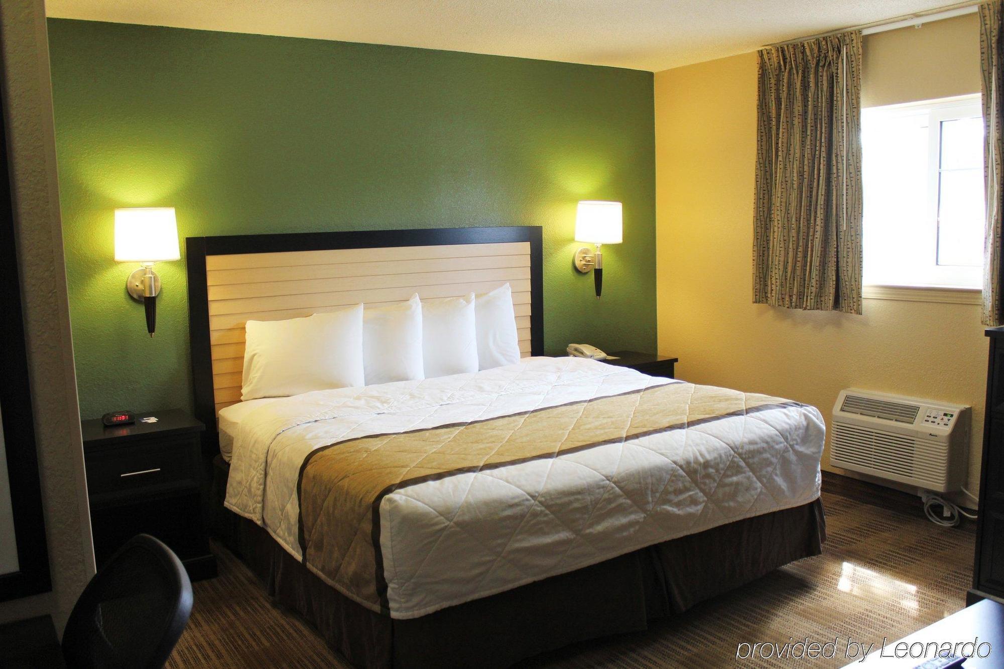 Extended Stay America Suites - Chesapeake - Greenbrier Circle Exterior photo